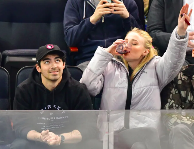 Sophie Turner Might Have Done the Most Embarrassing Thing a Person Could Do  in Front of Justin Bieber