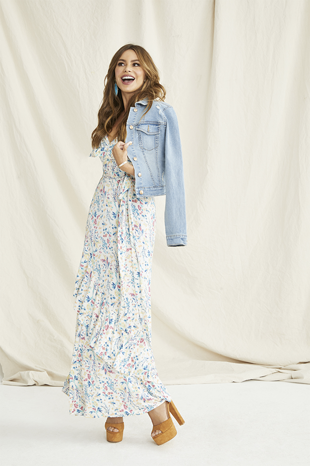 Price: $37.50 (available in sizes XS–3XL and two colors)
