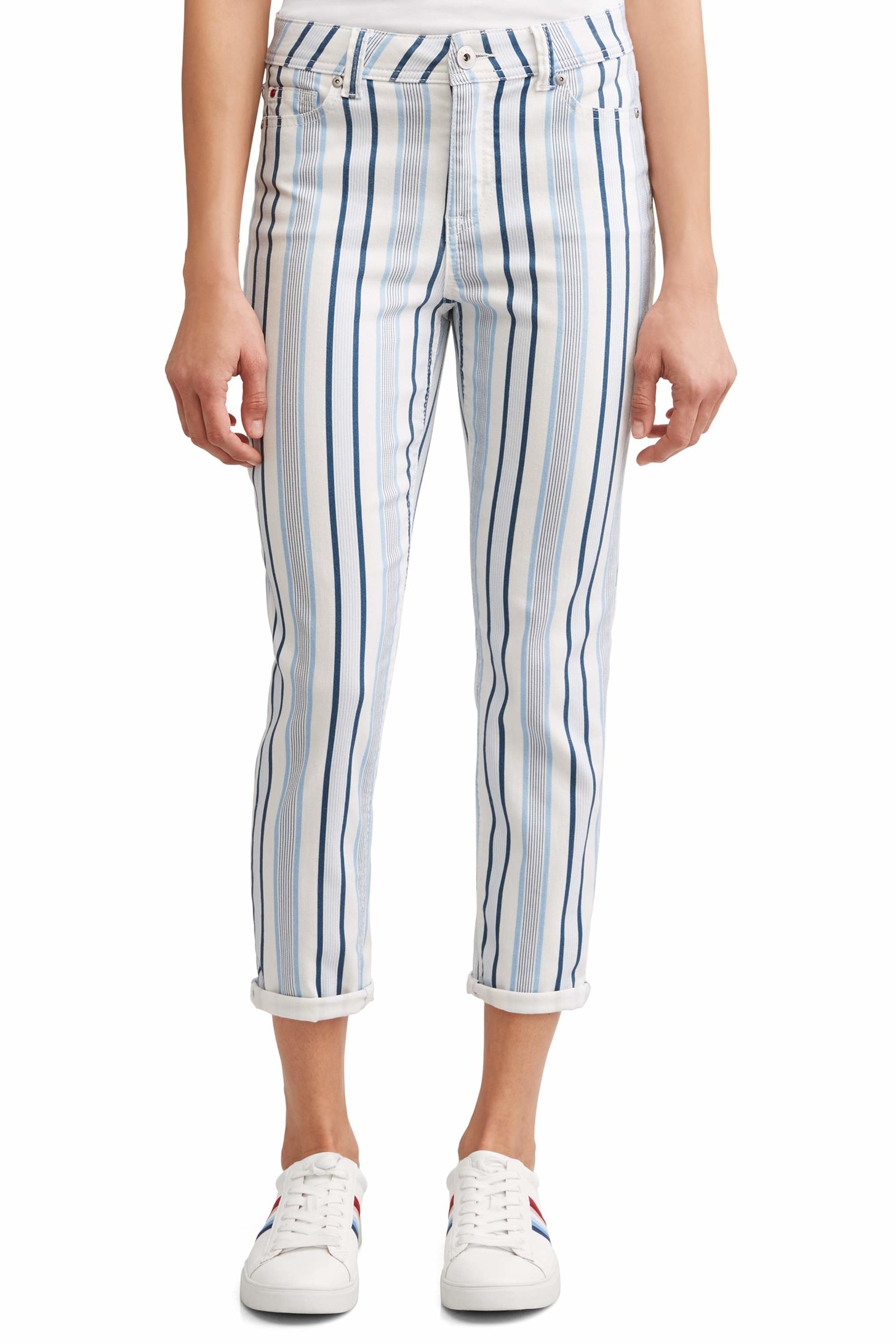 Price: $24 (available in sizes 0–20)