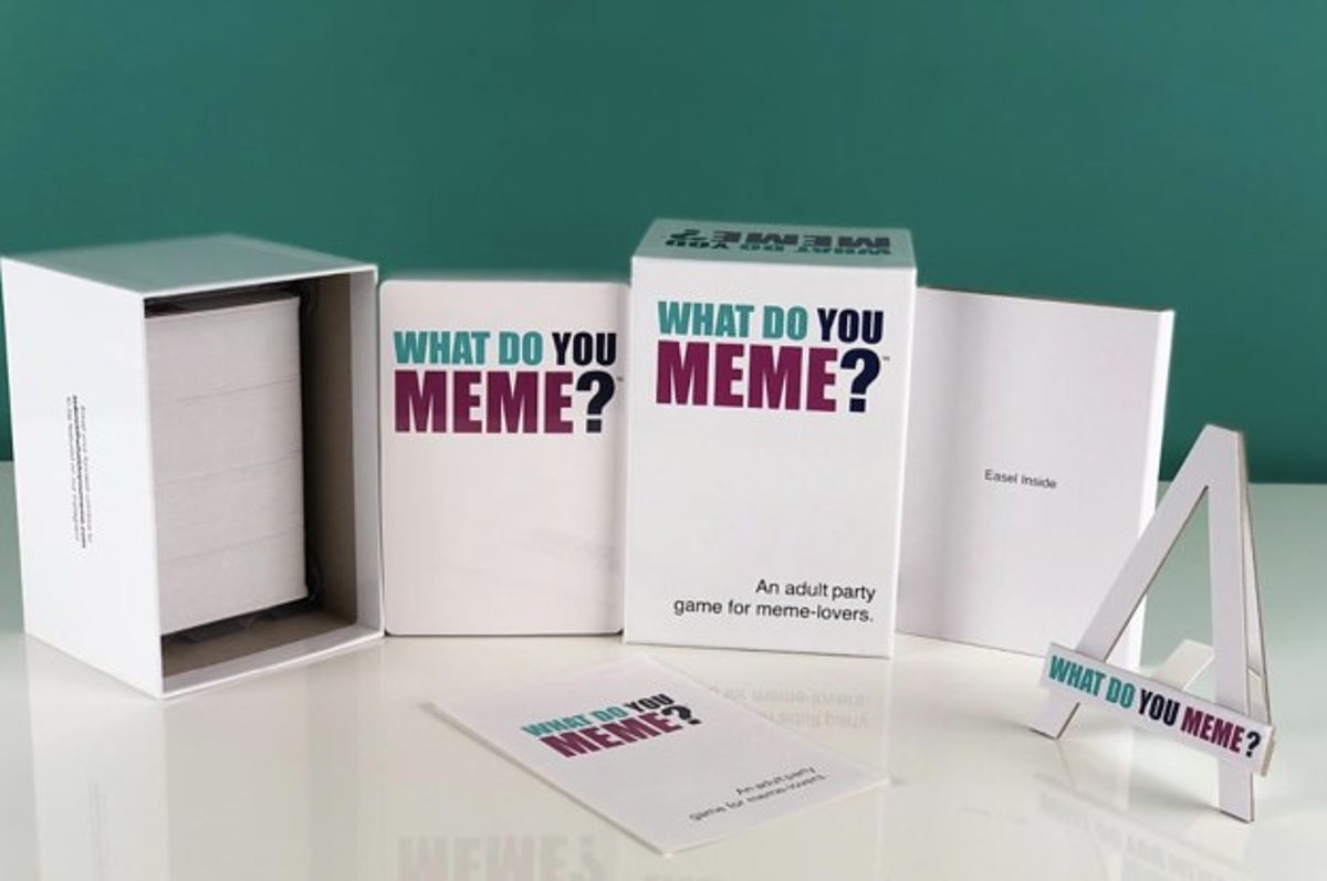  WHAT DO YOU MEME? Core Game - The Hilarious Adult Party Game  for Meme Lovers (UK Edition) : Movies & TV