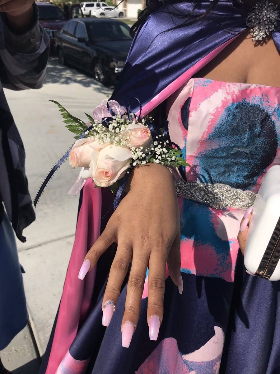 A Teen Girl Took Her Grandfather To Prom And It Was Heartwarming