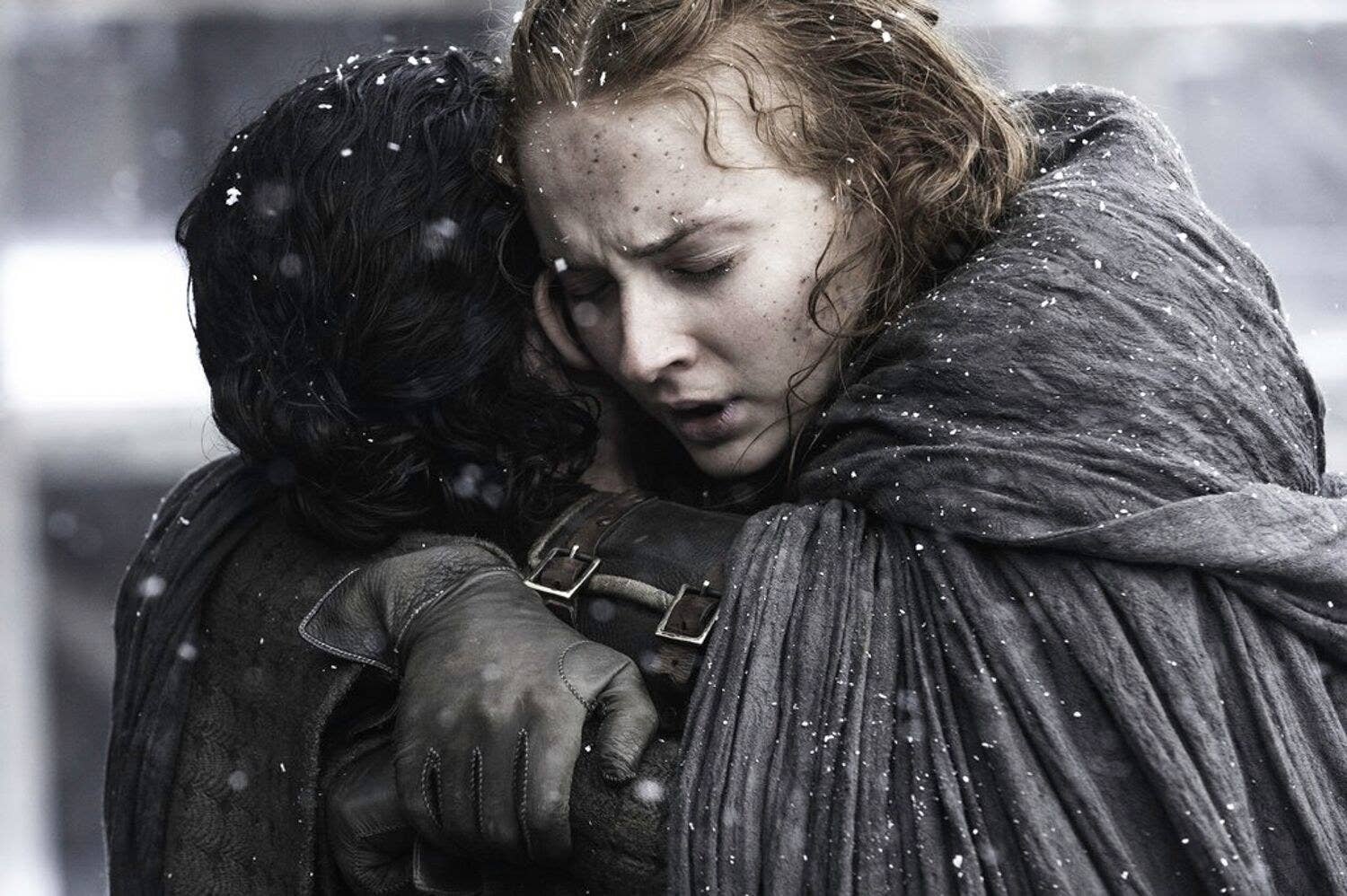 Kit Harington as Jon Snow and Sophie Turner as Sansa Stark in Season 6, Episode 4.