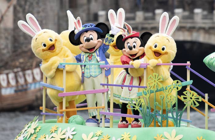 ディズニーシー行ったら 絶対に飲むべきお酒6選