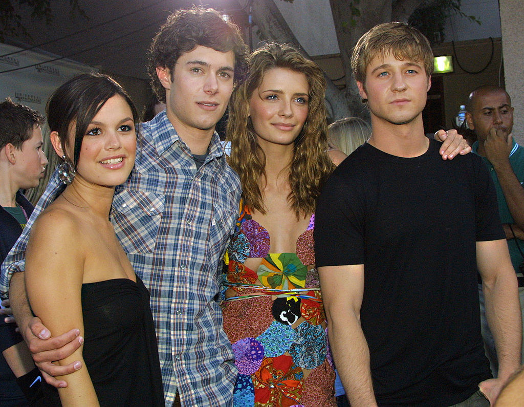 A photo of &quot;The O.C.&quot; cast on a red carpet 