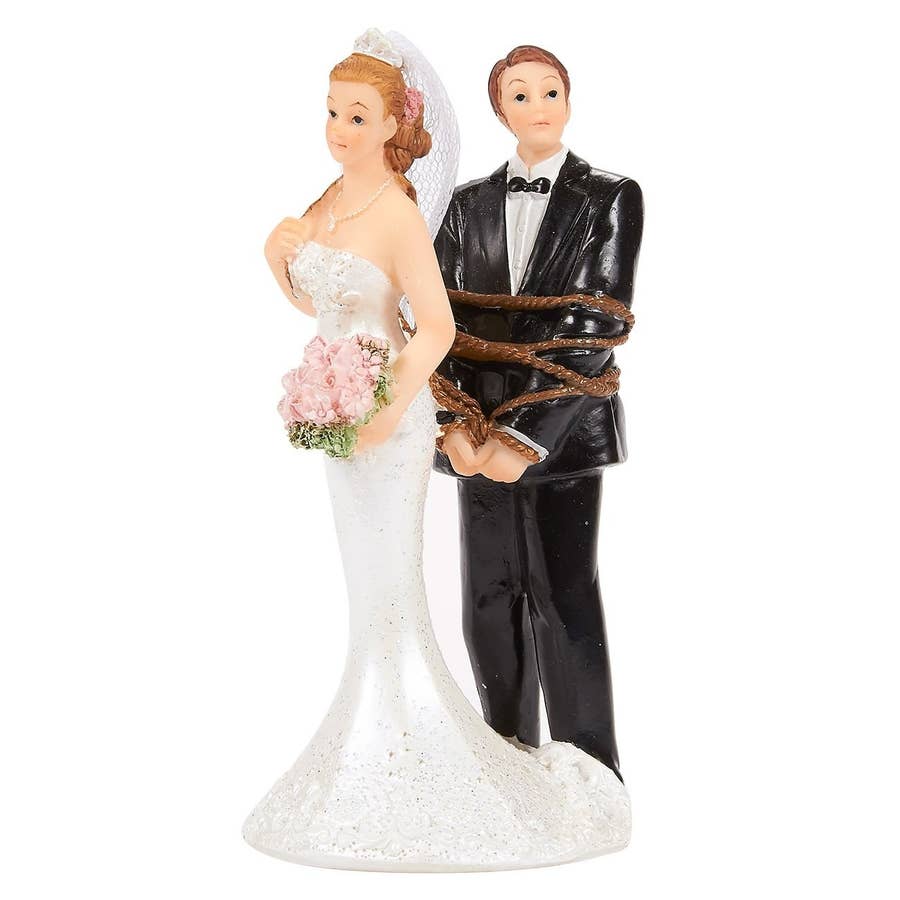 We Need To Ban Sexist Wedding Cake Toppers Once And For All