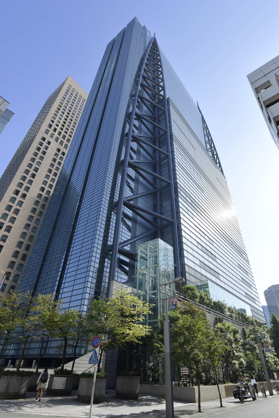 新元号有識者の番組内紹介で 女性 の分類に批判の声 日テレの説明は