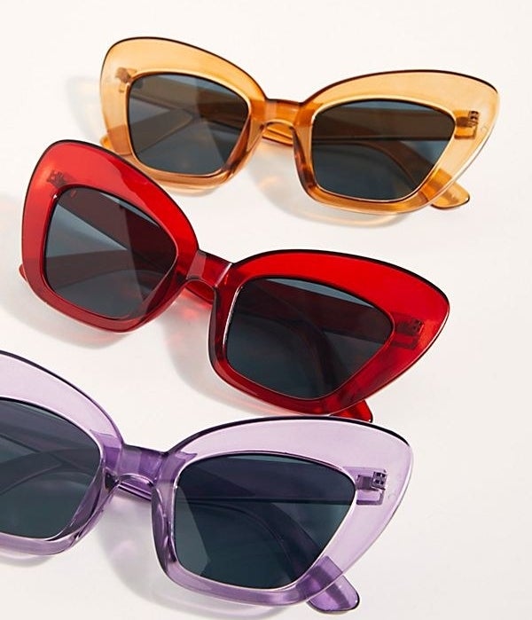 Price: .95 (originally , available in seven colors)