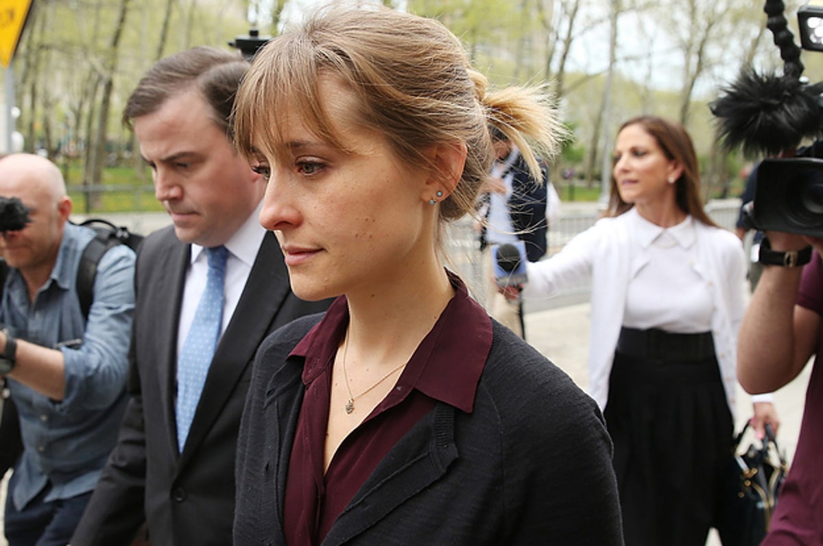 Former Smallville Actor Allison Mack Pleads Guilty To Racketeering Charges