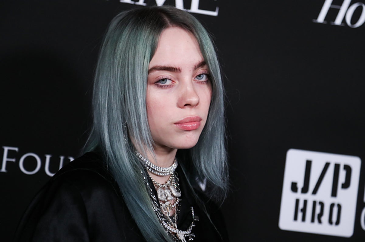 In Billie Eilish's Calvin Klein Advert, She Says The Reason She Wears Baggy  Clothes Is To Avoid Being Body-Shamed