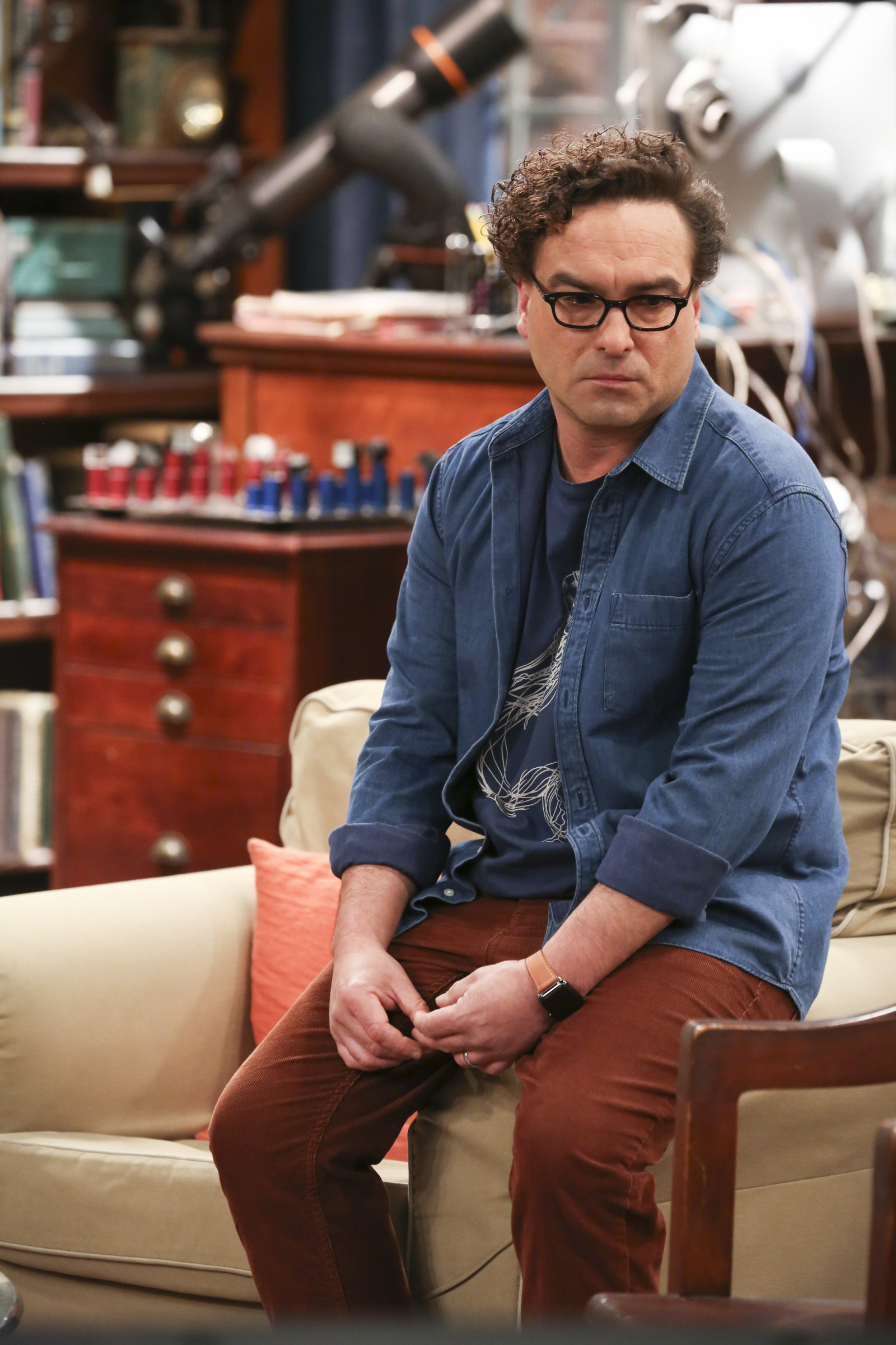 Big Bang Theory Season 5 Costume Card M27 V1 Leonard Hoftstadter 