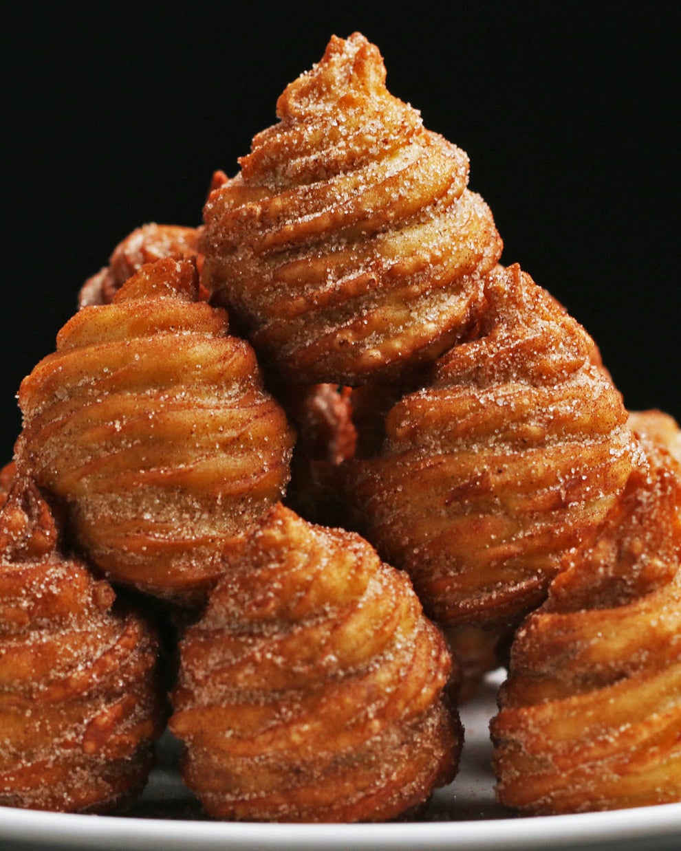 ゴロンと大きい うず巻きチョコチュロス