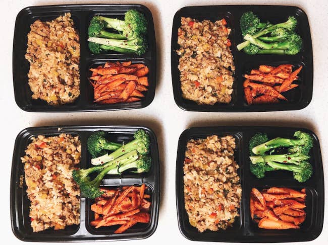 Reviewer image of four meals meal prepped in the containers