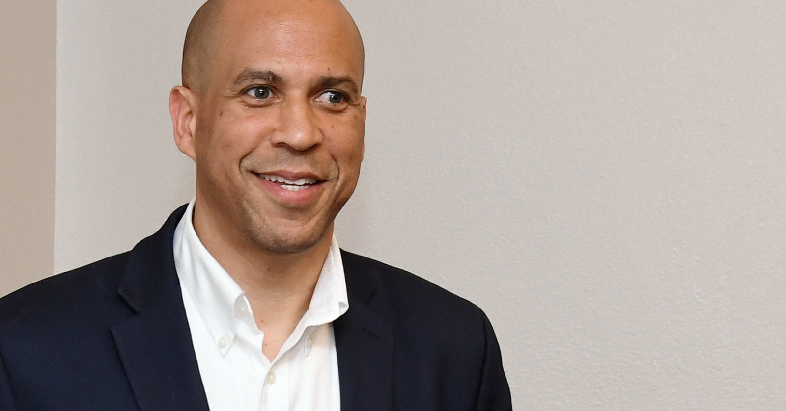 Cory Booker Vows To Make Roe V. Wade A Permanent Law As President