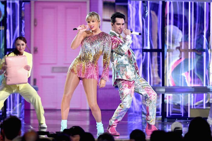 Taylor Swift Hid A Bunch Of Easter Eggs In Her Bbmas