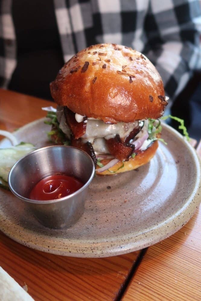 What S The Most Popular Burger Place In Your State