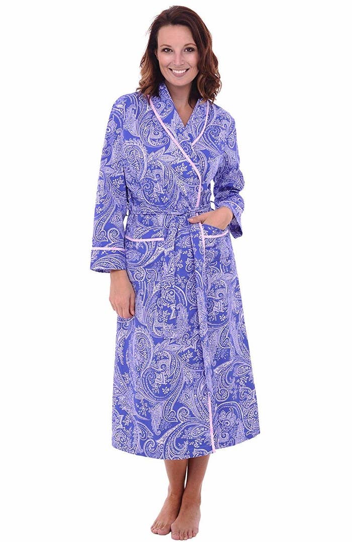 19 Of The Best Bathrobes You Can Get On Amazon