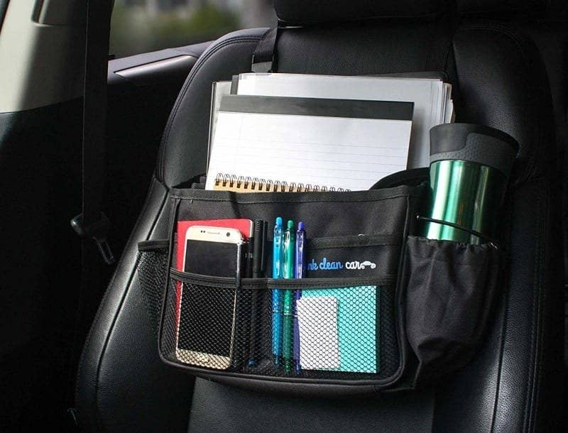 23 Things Everyone Should Have In Their Car