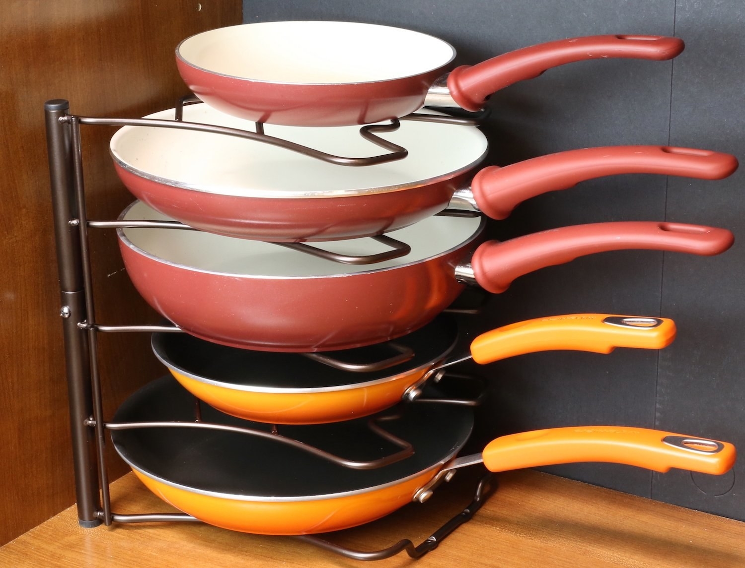 the rack holding several pans