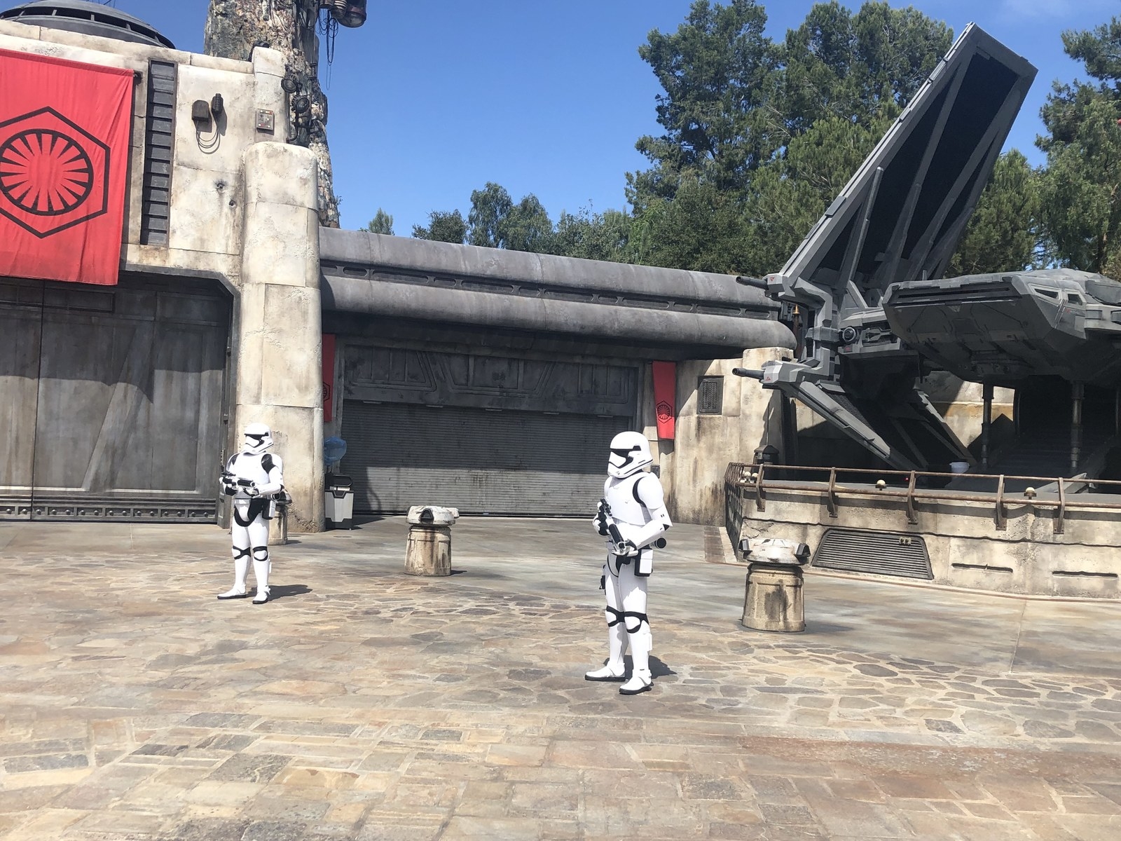 Star Wars: Galaxy's Edge At Disneyland — Your First Look