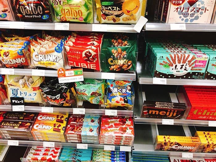 ファミマ限定 ブラックサンダーの 進化版 が買いだめしたくなる美味しさ