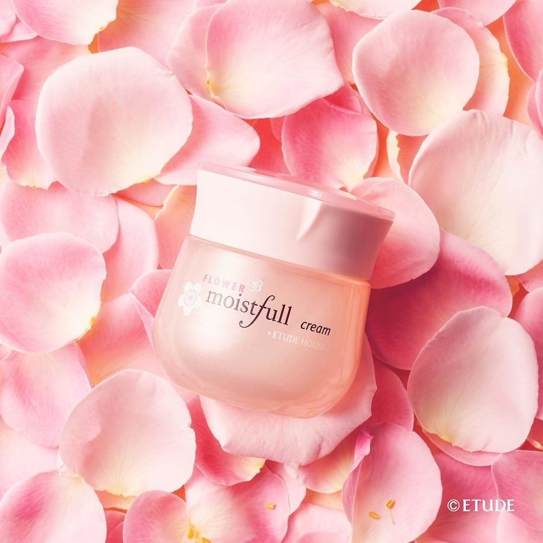 Promising review: "I have combination skin that tends weigh a little in favor of oily. This doesn't break me out at all and leaves my face and neck feeling silky smooth. Absorbs quickly, smells great but not too strong, and has a really nice, light, creamy consistency." —Meghann M.Get it from Amazon for $13.49.