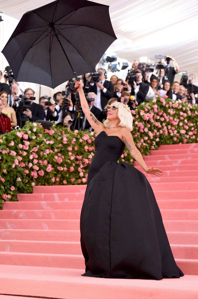 Lady Gaga in her black outfit at the MET GALA 2019