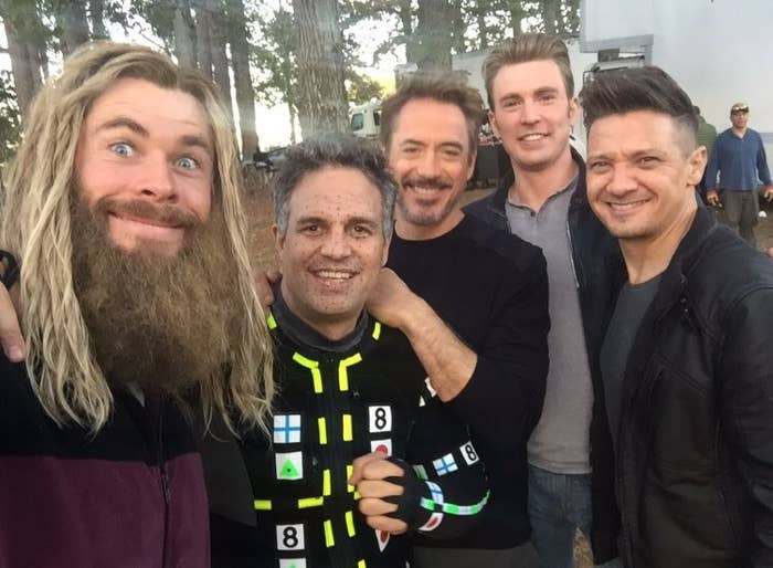 44 Behind-The-Scenes Photos That'll Change The Way You Look At Marvel Movies
