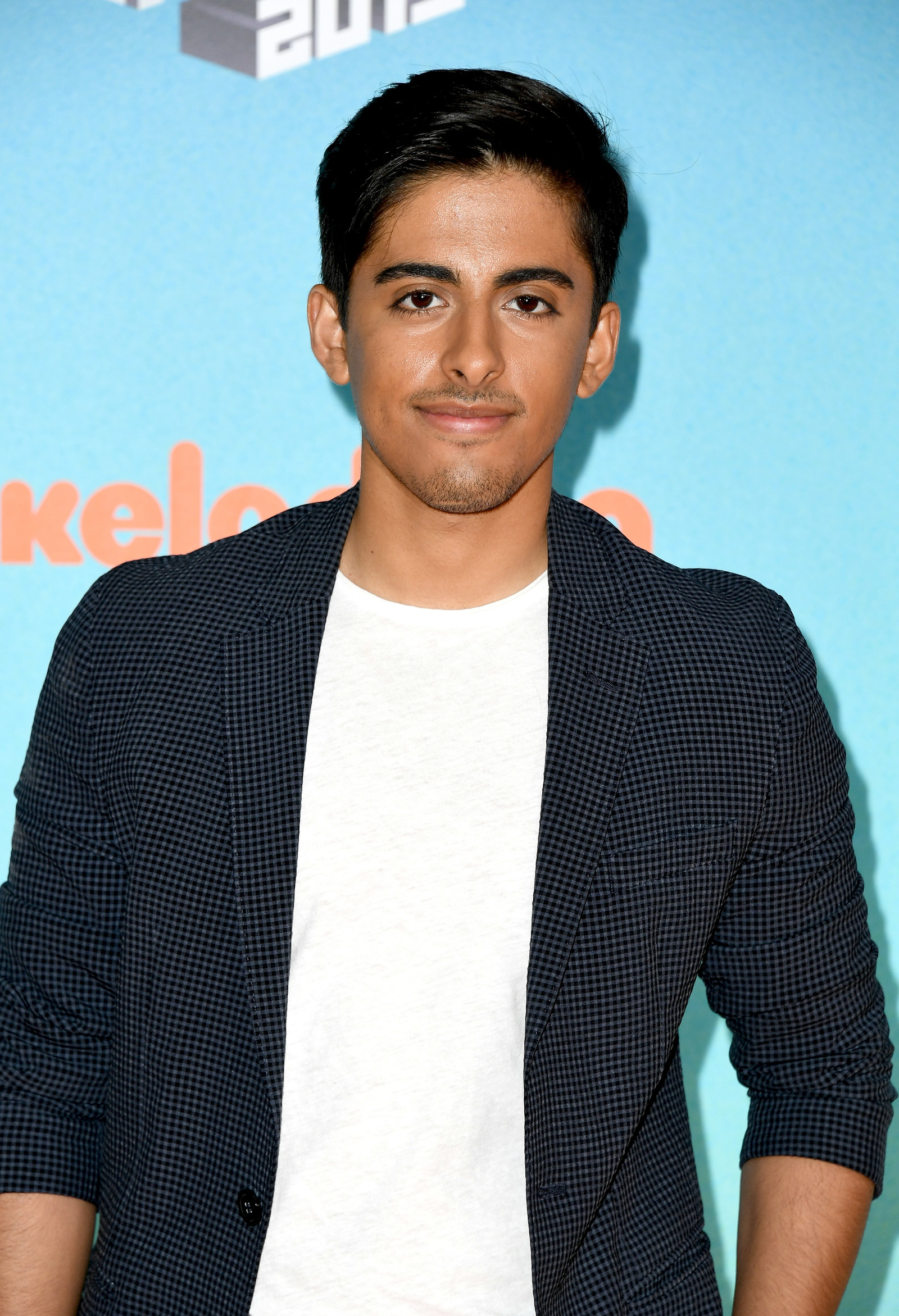 Ravi From Jessie Now : Who Is Disney S Jessie Star Karan Brar And Where ...