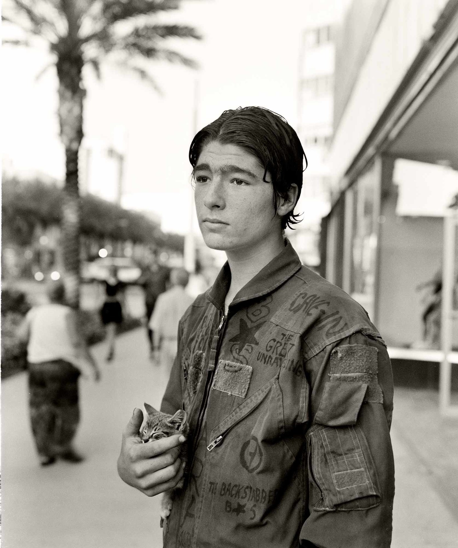 Teenagers rights. Барри Льюис фото. Miami Beach 1990. Кейт Барри фотографии. Майами Бич фото.