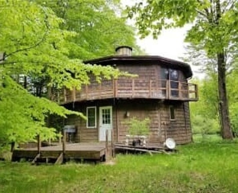 21 Affordable Cabins For Sale For Anyone Who Just Wants To Run