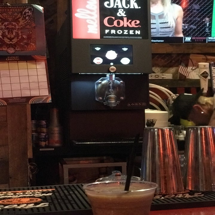 I Went To Every Bar On The Broadway In Nashville And Here ...