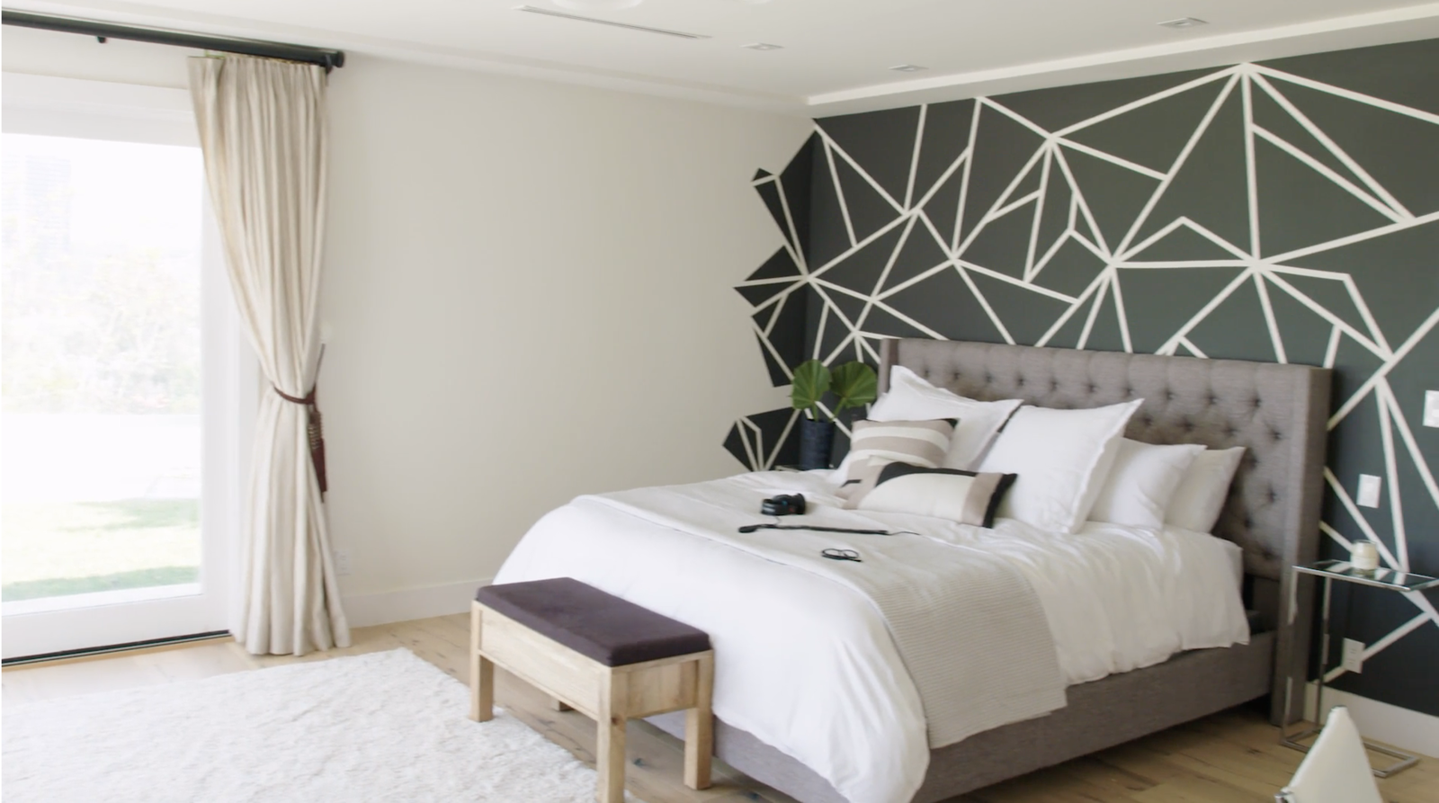 Youtuber David Dobrik Gave A Tour Of His House And My Nosey Self Is Eternally Grateful