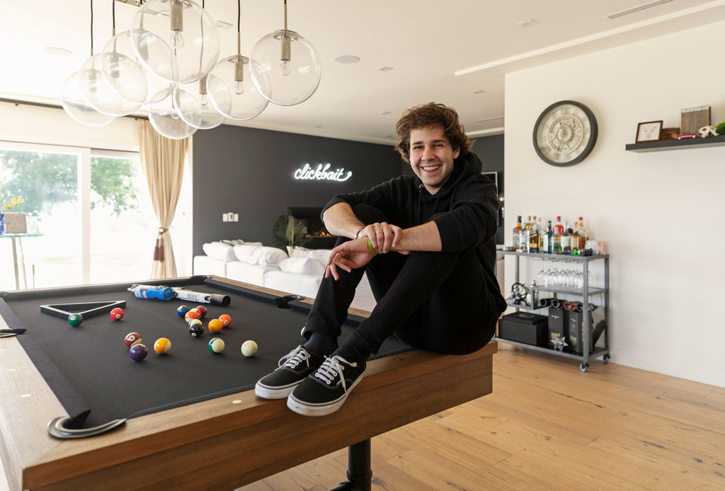 Youtuber David Dobrik Gave A Tour Of His House And My Nosey Self Is Eternally Grateful