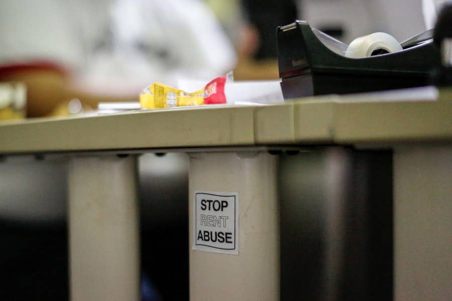 高額な手術代 家族とのわだかまり 親と同居するトランスジェンダーの若者たちの事情