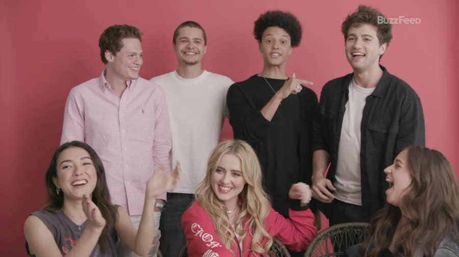 Netflix S The Society Cast Has A Group Chat Where They Send Grizz Memes And It S A Mood Anybody is welcome to comment about anything related to the series. the society cast has a group chat