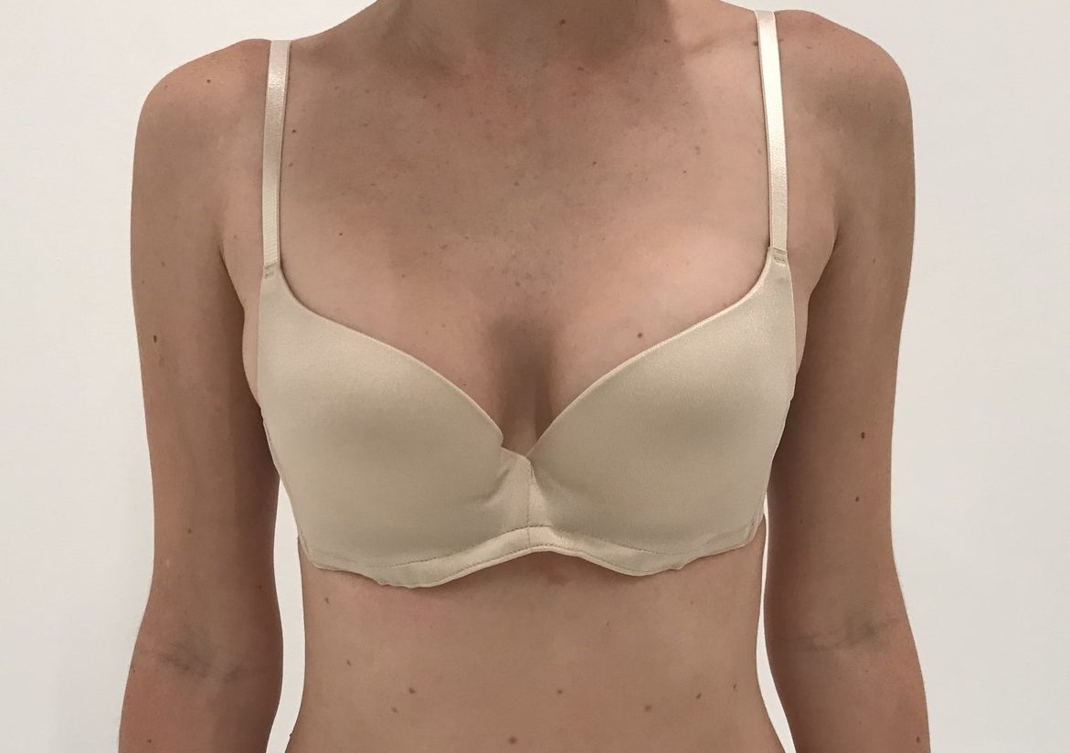 I Tested Out A Push-Up Bra That's Marketed Toward Small Boobs To See If I  Could Get A+ Results