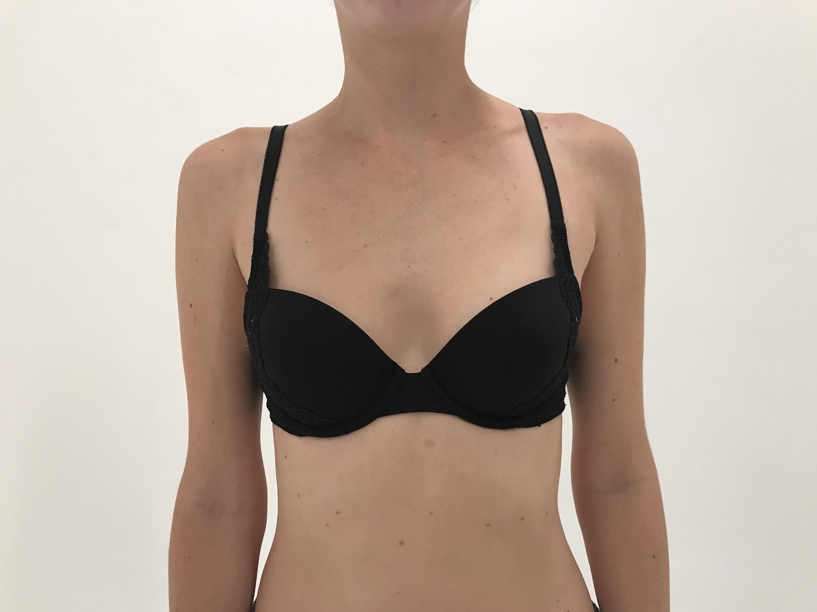 I Tested Out A Push-Up Bra That's Marketed Toward Small Boobs To See If I  Could Get A+ Results