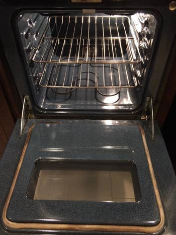 The same oven, but completely clean and shiny