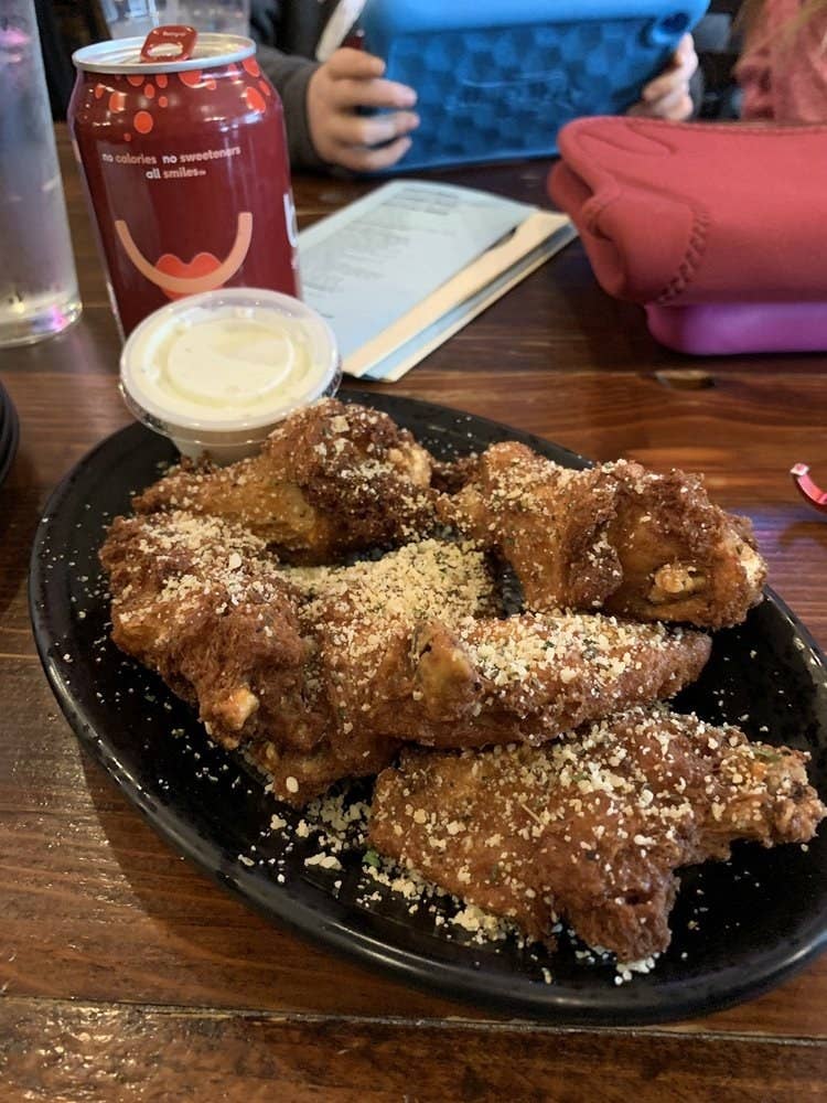 What S The Most Popular Chicken Wing Place In Your State