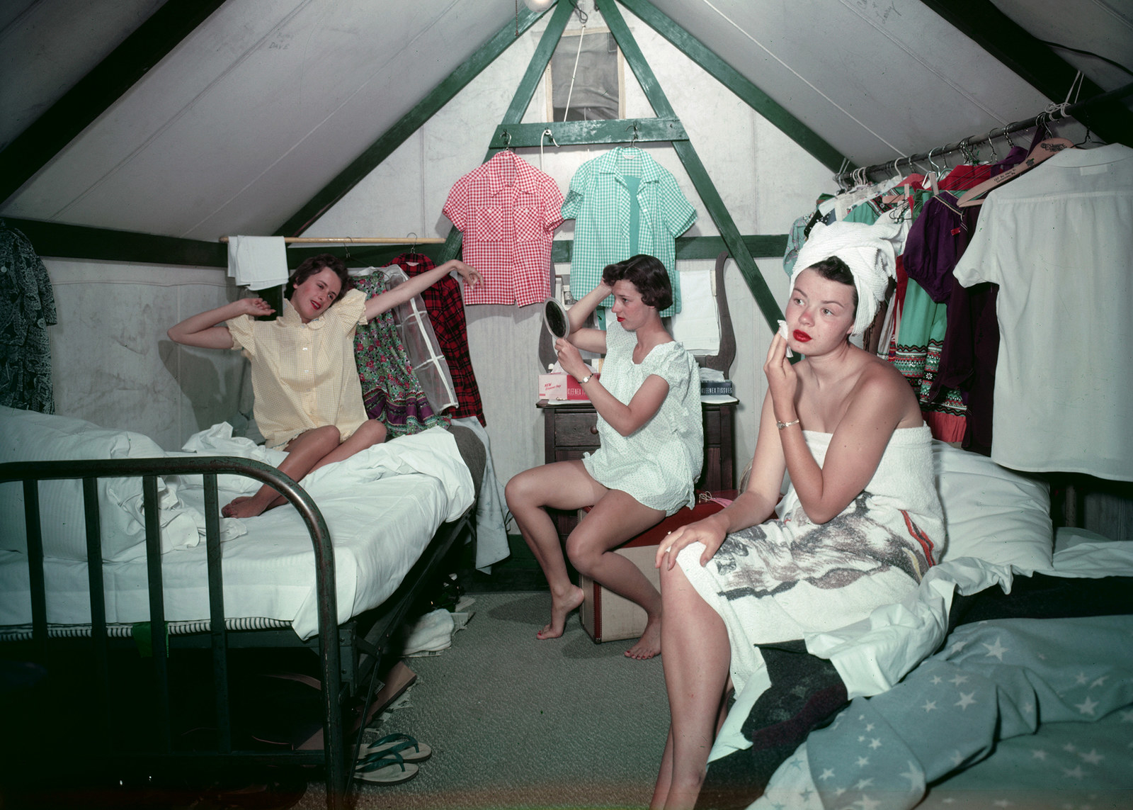 Порно в лагере истории фото 74
