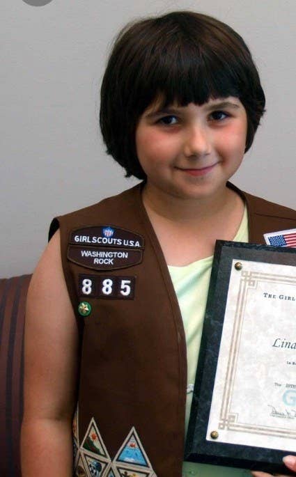 17 People Whose Haircuts Were So Tragic They Should Ve Been Sent Condolence Letters,Make A Toast Sims 4