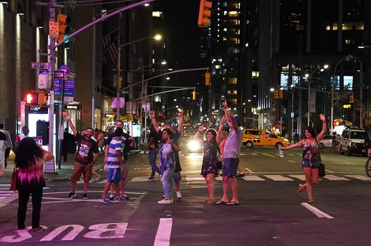 Broadway Casts Performed On New York Streets During Massive Power Outage
