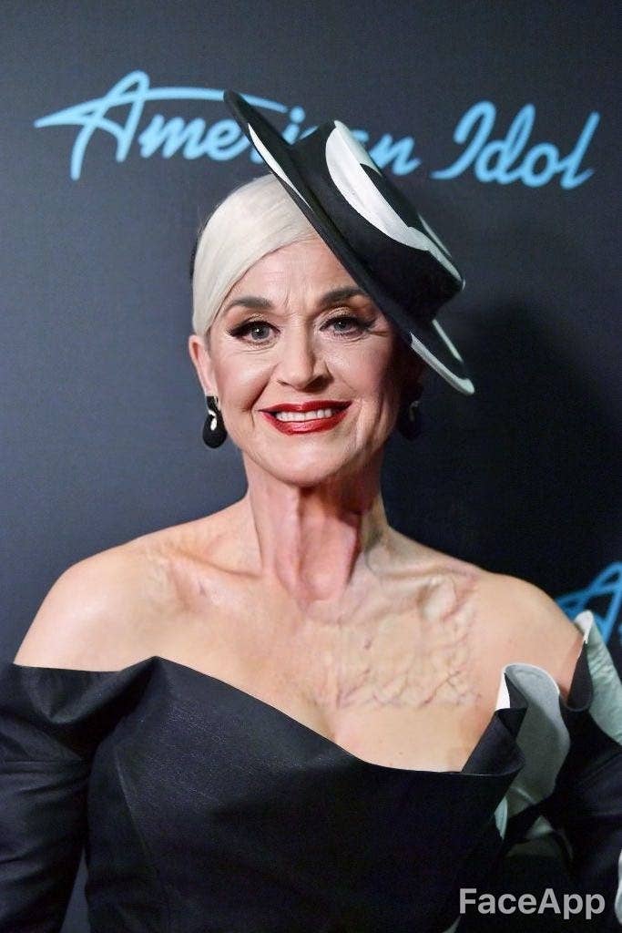 1,938 Carmen Dell Orefice Photos & High Res Pictures - Getty Images