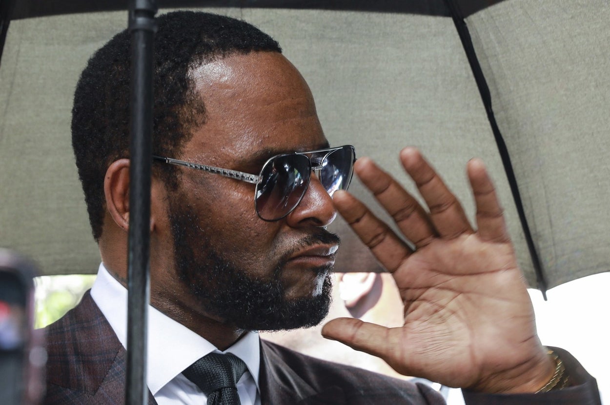 Buzzfee R. Kelly R. Kelly Denied Bond After Federal Sex Crime Charges