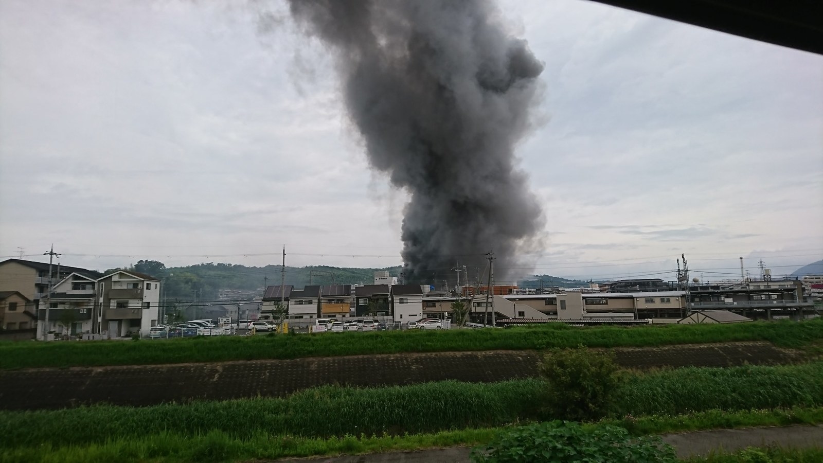 京都アニメーション 放火で爆発か 複数人が死亡 目撃者の女性が撮影した動画