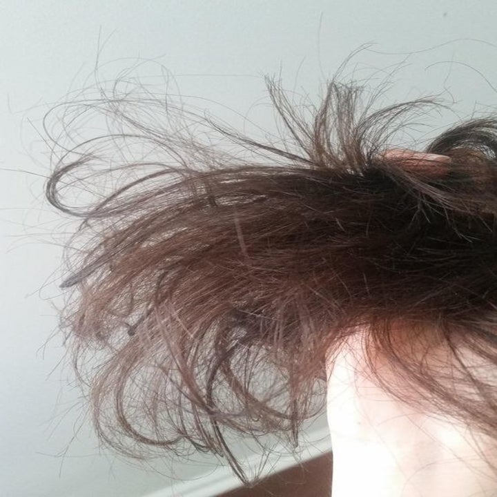 32 Ways To Stop Your Hair From Frizzing