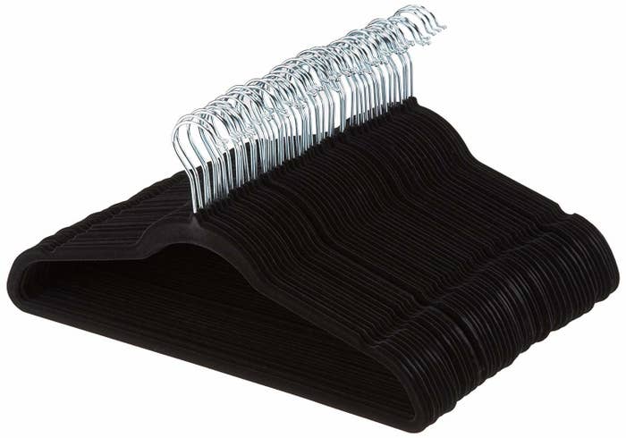 Basics Slim Velvet Non-Slip Clothes Suit Hangers Black/Gold - Pack of 100