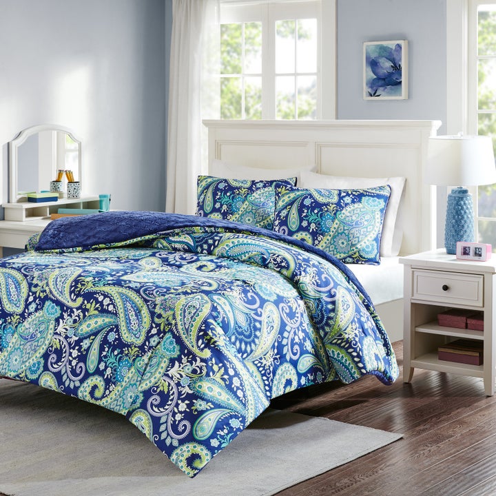 The Best Comforters You Can Get At Walmart