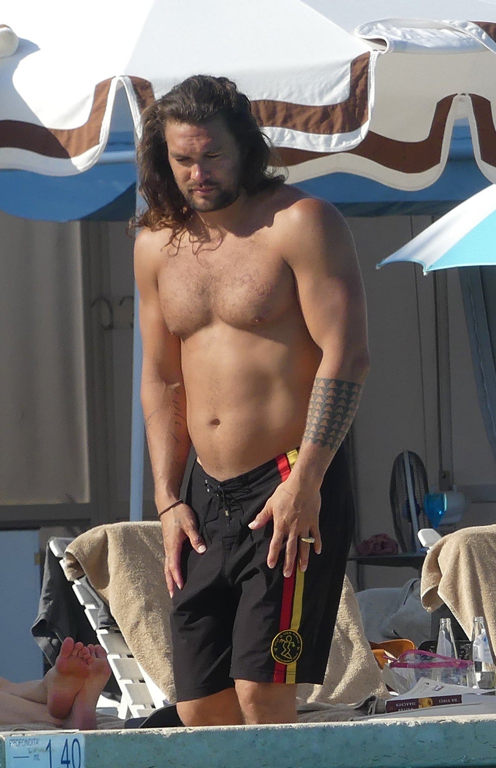 Jason Momoa Shirtless In Venice Italy With Lisa July