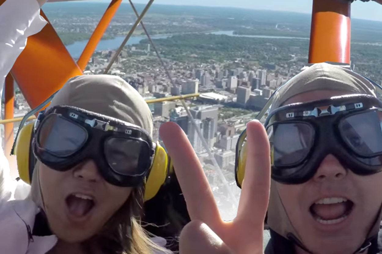 This Vintage Plane Ride Is The Best Way To See Ottawa